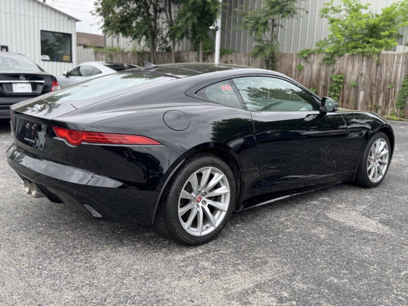 2017 Jaguar F-TYPE Premium