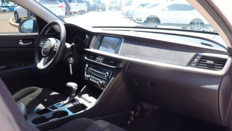 2020 Kia Optima LX