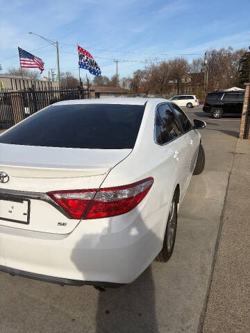 2016 Toyota Camry SE