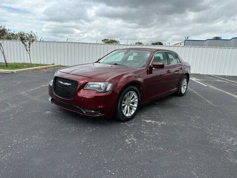 2018 Chrysler 300 for sale at Auto 4 Less in Pasadena TX