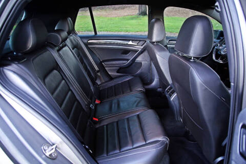 2015 Volkswagen Golf R 4Motion