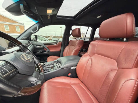 2020 Lexus LX 570 Three-Row