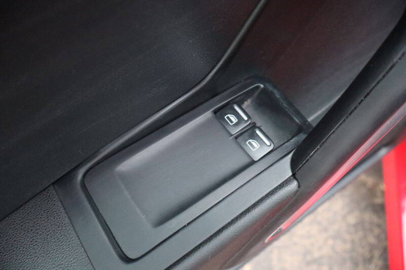 2016 Volkswagen Beetle 1.8T SE