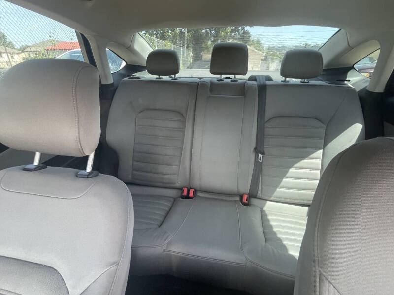 2013 Ford Fusion S