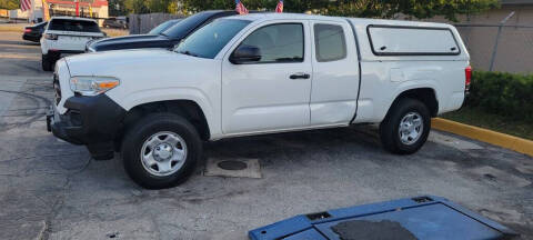 2017 Toyota Tacoma SR