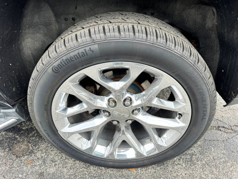 2017 GMC Yukon Denali