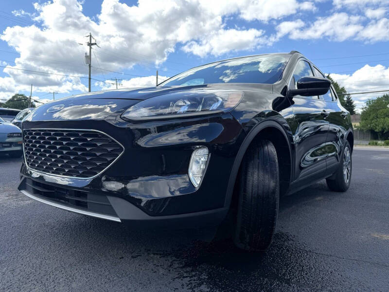 2021 Ford Escape SEL