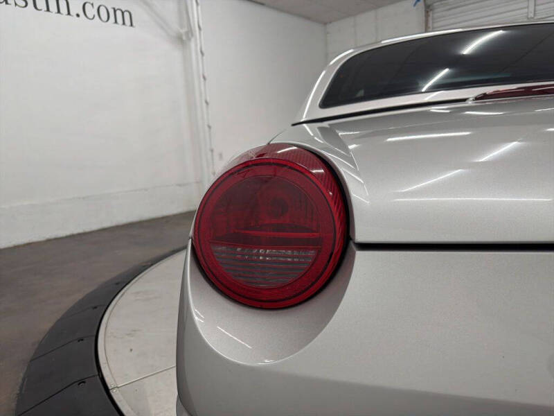 2005 Ford Thunderbird Deluxe