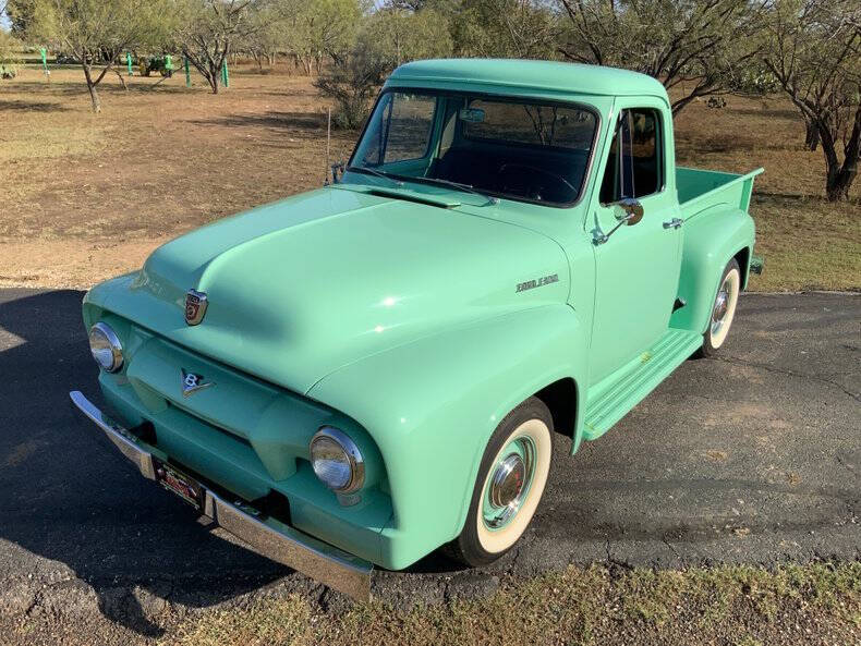 1954 Ford F-100