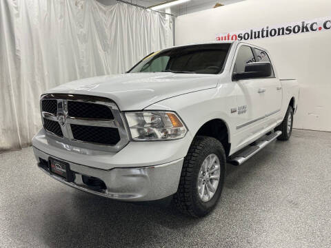 2017 RAM 1500 SLT