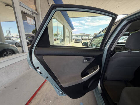2013 Toyota Prius Three