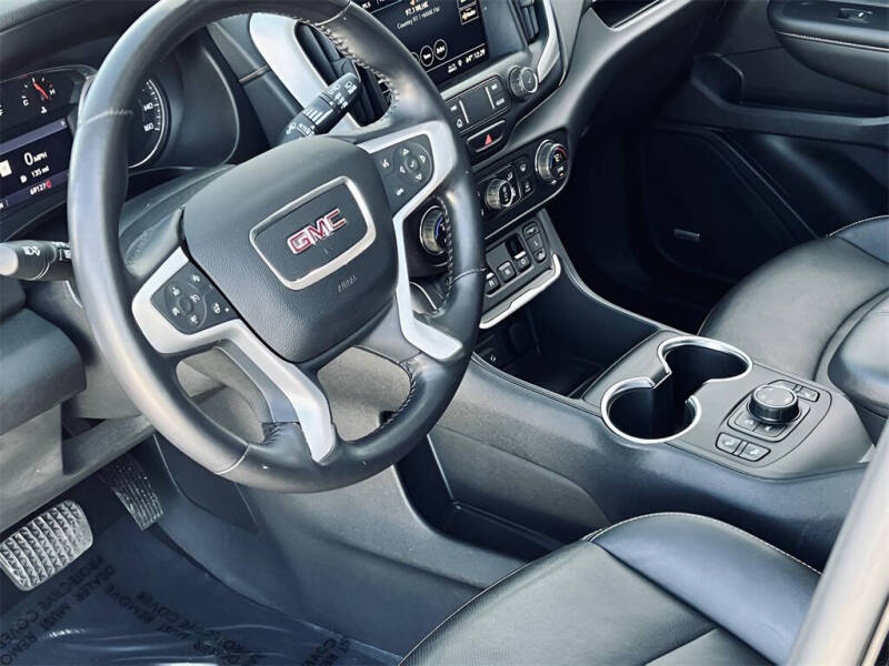 2021 GMC Terrain SLT