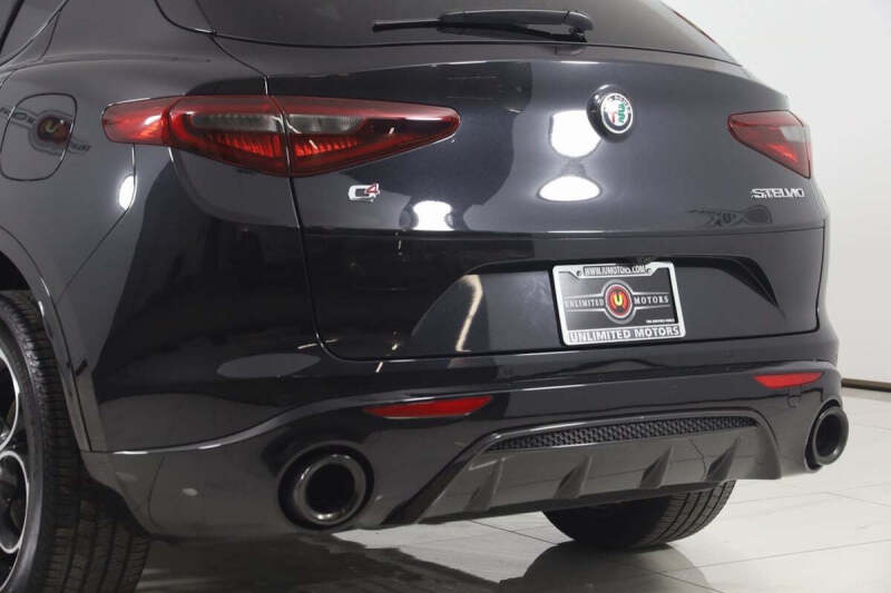 2023 Alfa Romeo Stelvio Veloce