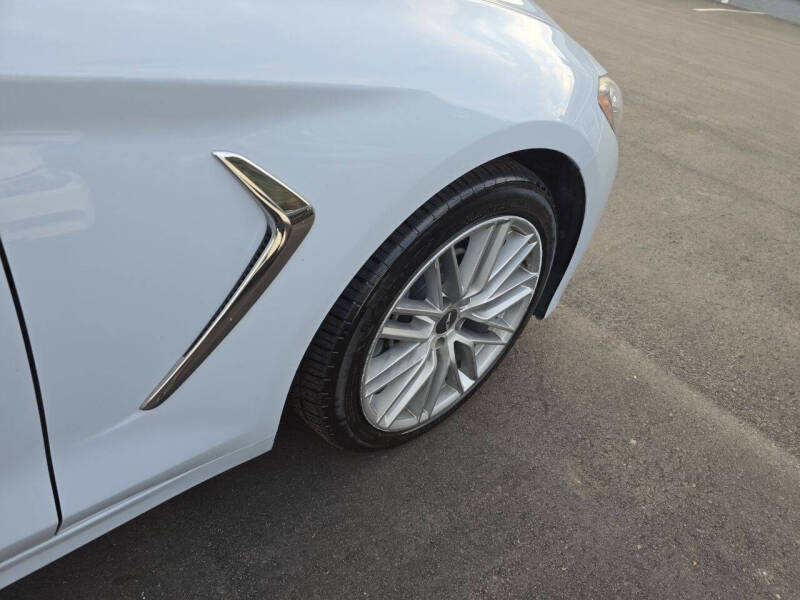 2020 Genesis G70 2.0T