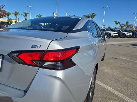 2023 Nissan Versa SV