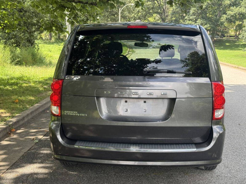 2016 Dodge Grand Caravan American Value Package
