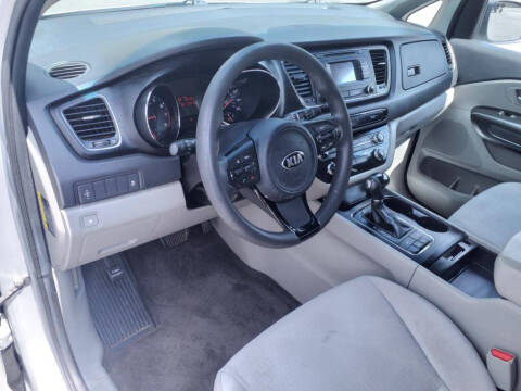 2016 Kia Sedona LX