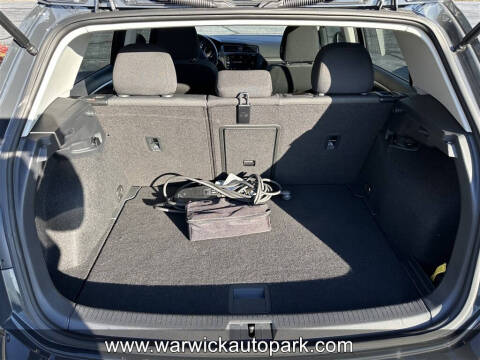 2019 Volkswagen e-Golf SE