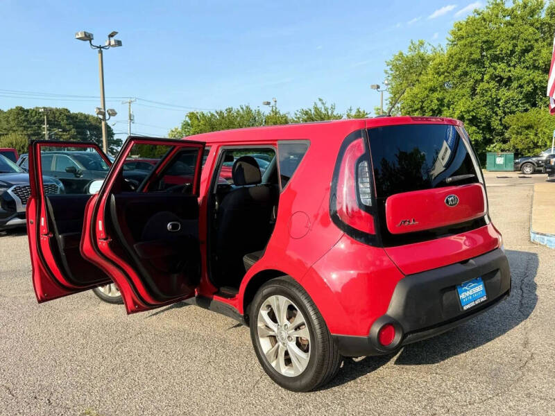 2015 Kia Soul +