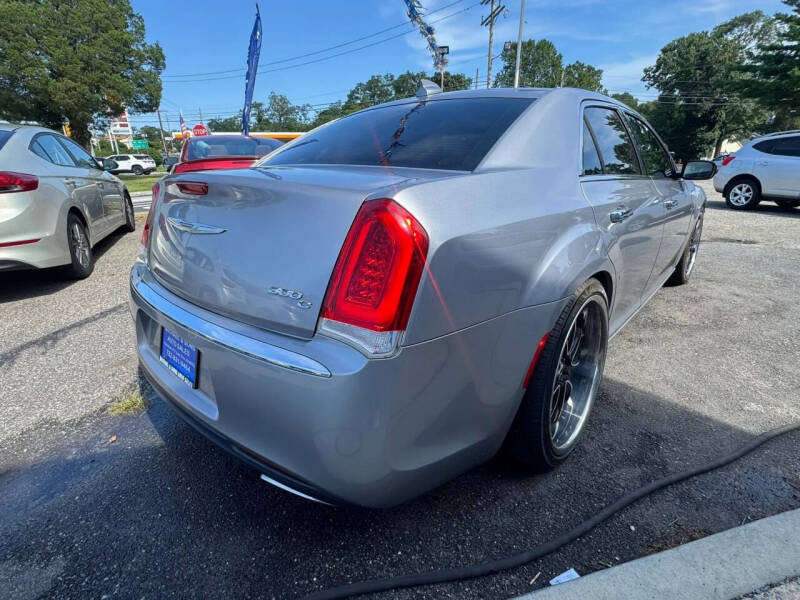 2016 Chrysler 300 C
