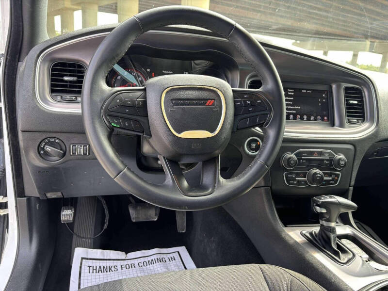 2019 Dodge Charger SXT