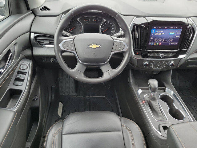 2021 Chevrolet Traverse LT Leather