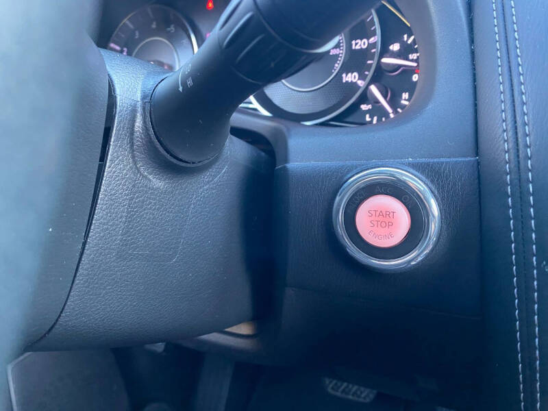 2017 Nissan Armada SL