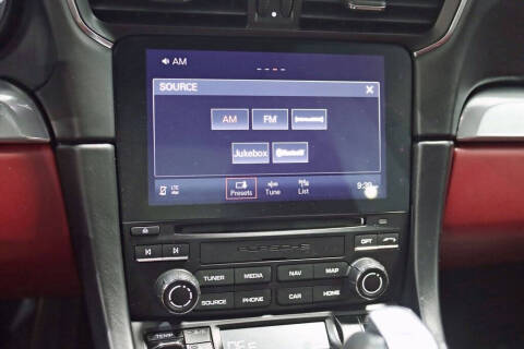 2019 Porsche 911 Carrera