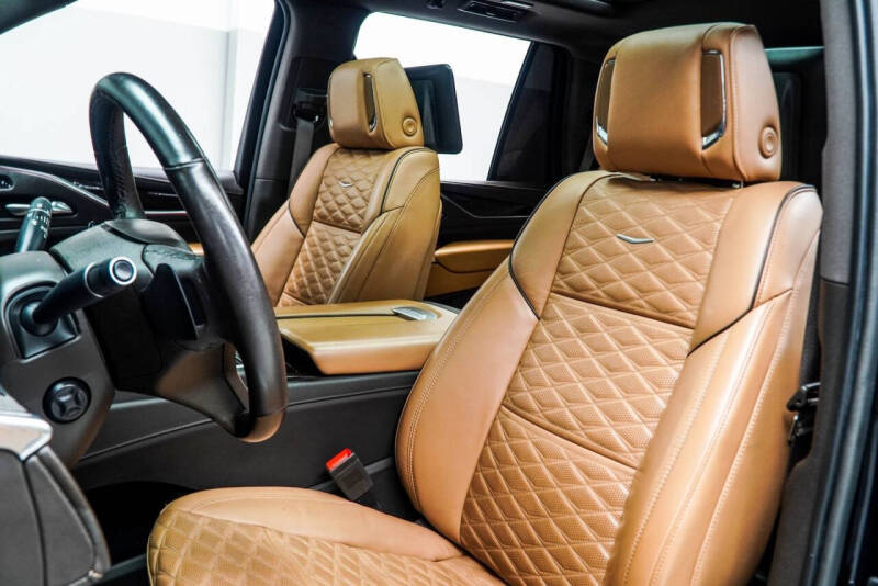 2021 Cadillac Escalade Sport