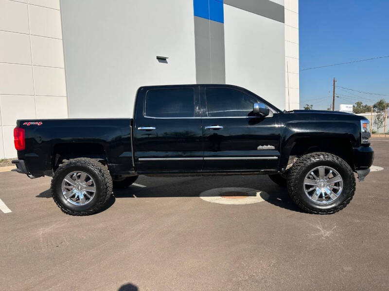 2017 Chevrolet Silverado 1500 High Country