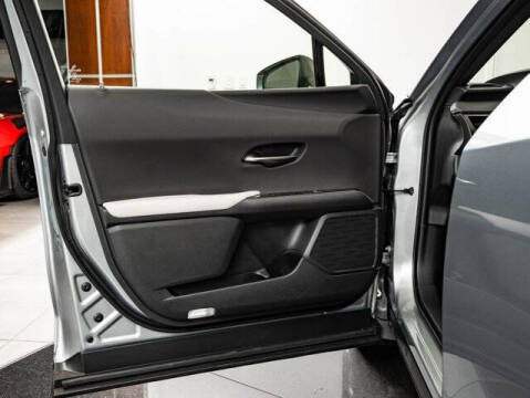 2026 Lexus UX 300h Premium