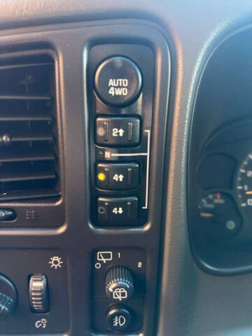 2005 Chevrolet Suburban 2500 LT