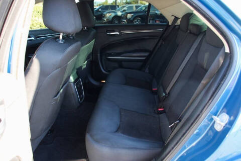 2023 Chrysler 300 Touring