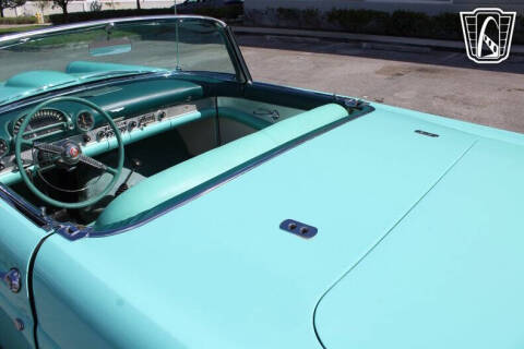 1955 Ford Thunderbird