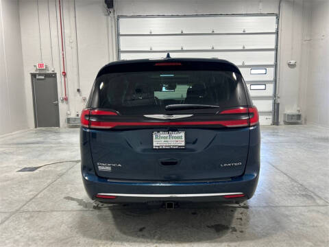 2022 Chrysler Pacifica Limited