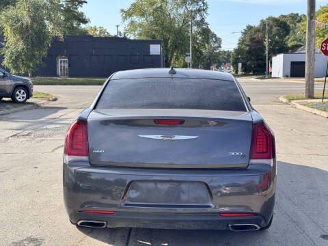 2017 Chrysler 300 S
