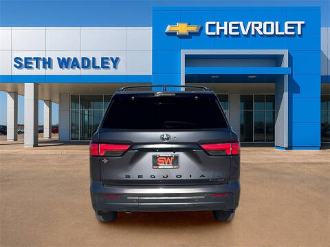 2025 Toyota Sequoia SR5