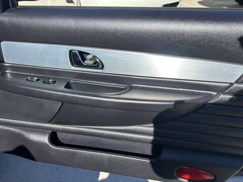 2003 Ford Thunderbird