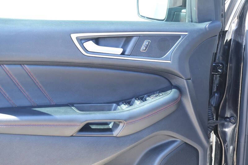 2020 Ford Edge ST Line