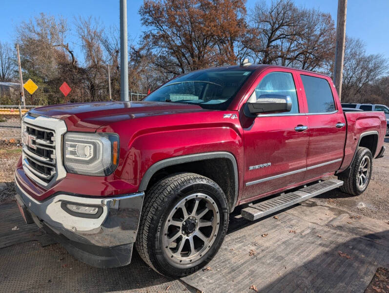 2017 GMC Sierra 1500 SLT's photo