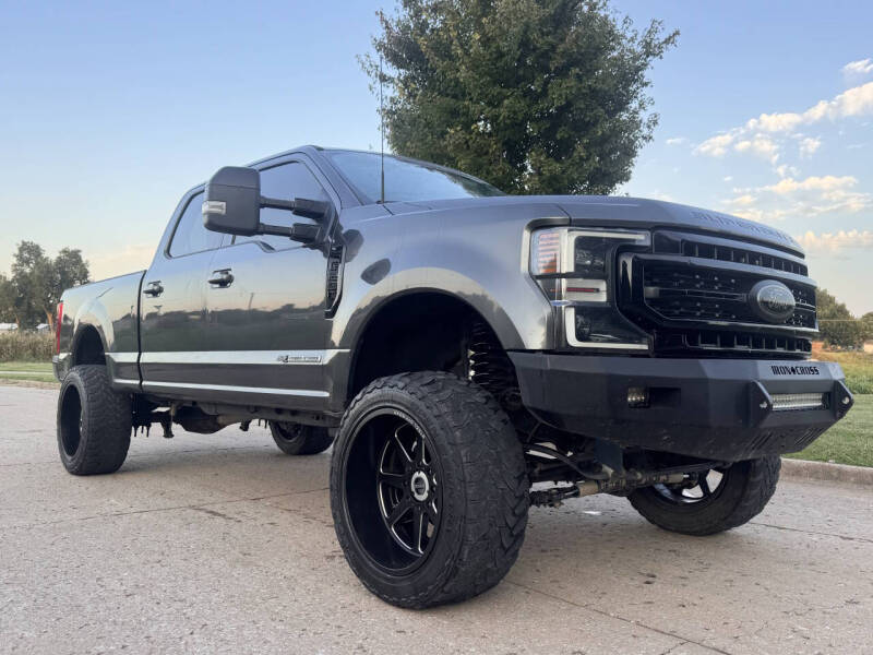 2020 Ford F-250 Super Duty Lariat's photo
