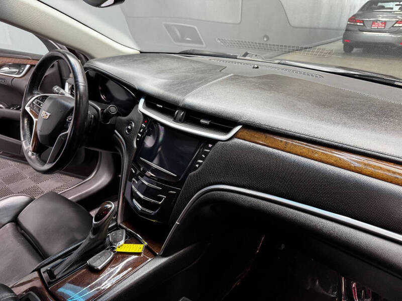 2017 Cadillac XTS Premium Luxury