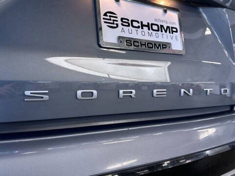 2022 Kia Sorento S