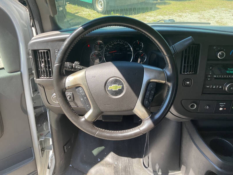 2017 Chevrolet Express 2500