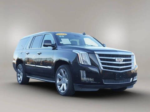 2018 Cadillac Escalade ESV Luxury