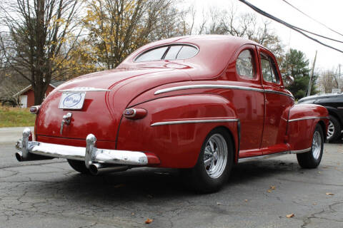 1948 Ford Deluxe