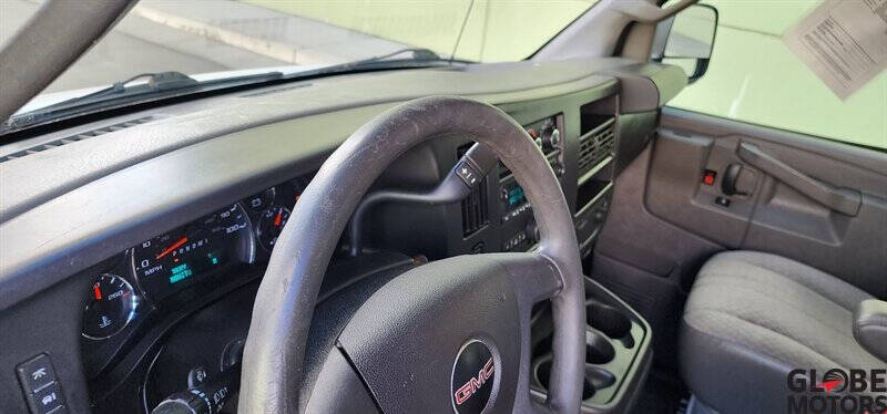 2017 GMC Savana 2500