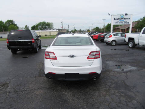 2015 Ford Taurus