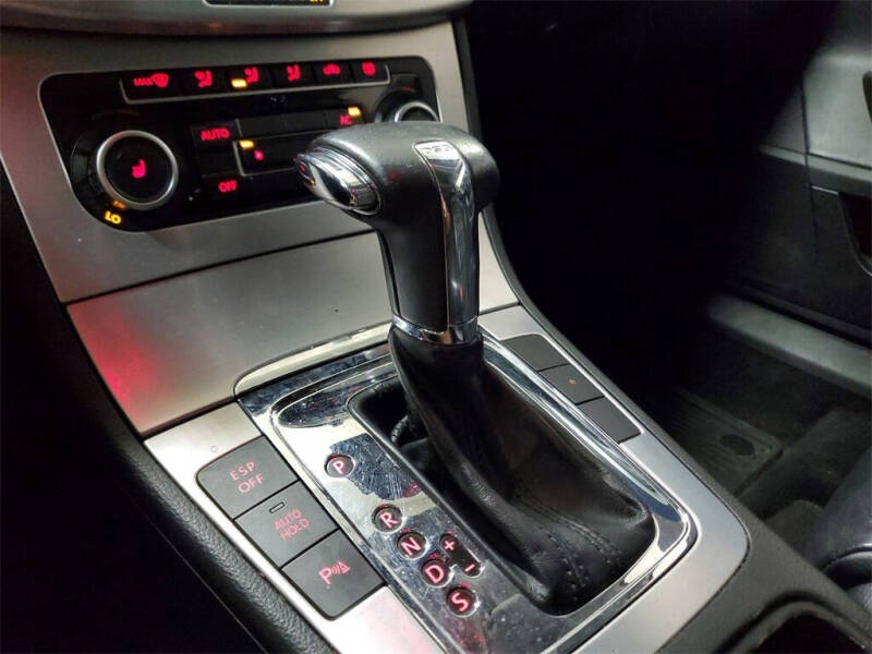 2010 Volkswagen CC Luxury