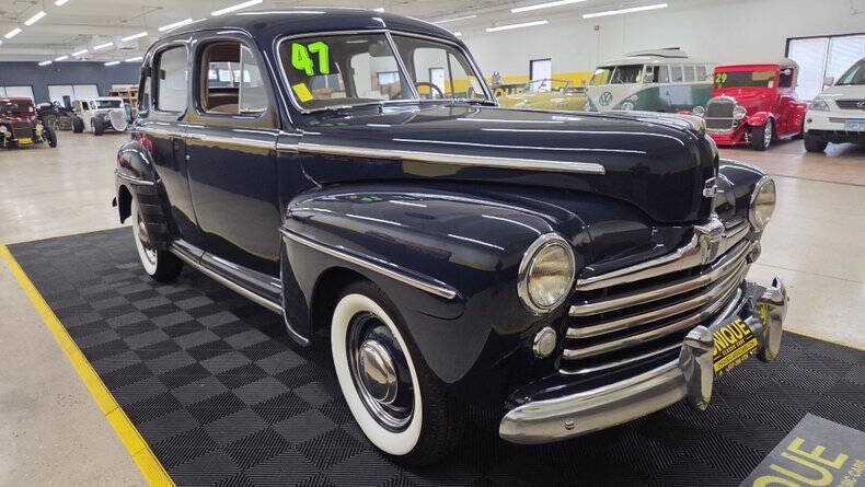 1947 Ford Deluxe